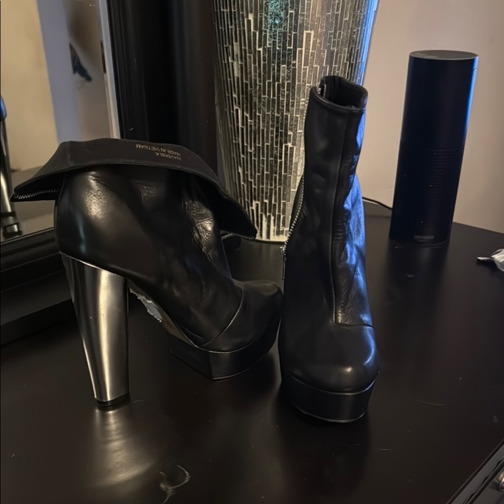Topshop Black Leather Heeled Boots - Picture 13 of 16